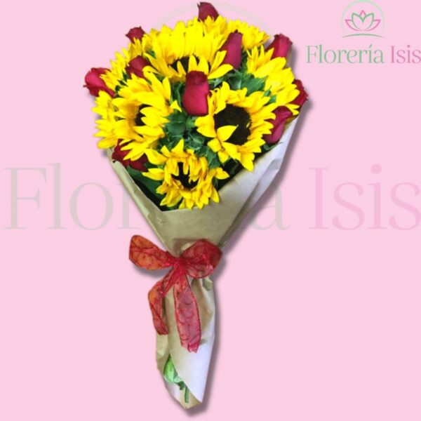 Ramo de rosas y girasoles en papel kraft